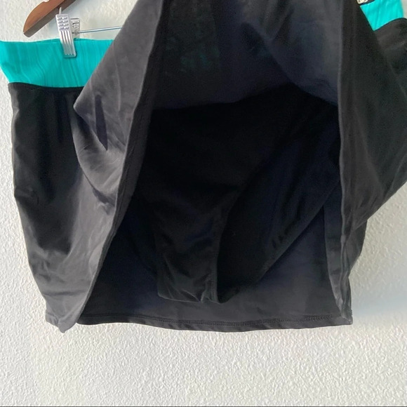 Swim Colorblock Skirted Bottoms Green Swim Skirt Zip Pocket NEW Size 2XL - Picture 3 of 12